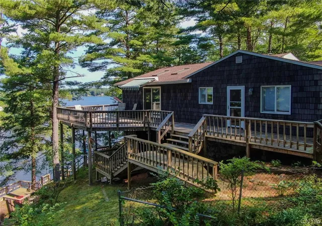4th image of 106 Dillon Point Rd, Hammond, NY 13646 | MLS# S1701315