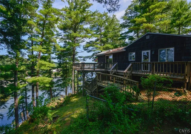5th image of 106 Dillon Point Rd, Hammond, NY 13646 | MLS# S1701315
