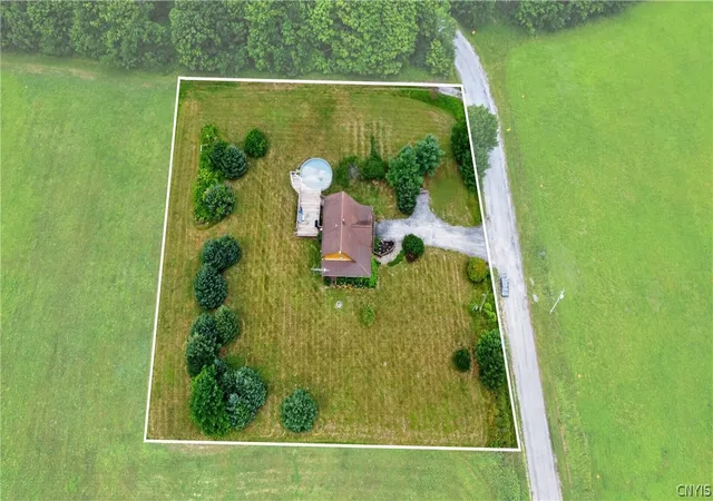 4th image of 647 Osborne Hill Road, Herkimer, NY 13350 | MLS# S1680511