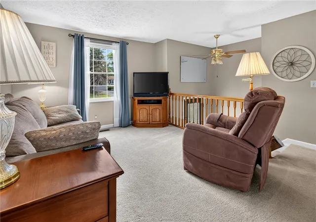 4th image of 13 Baylor Cir, Chili, NY 14624 | MLS# R1702477