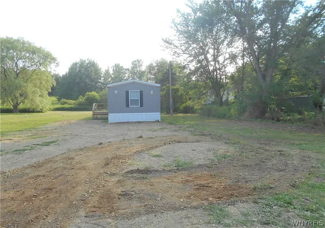 Photo 2 of Manufactured home for sale at 11689 Route 98, Freedom, NY 14065 | MLS# B1702414 | Listing updated on 2026-07-28