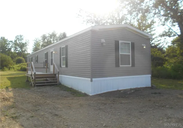 Photo 4 of Manufactured home for sale at 11689 Route 98, Freedom, NY 14065 | MLS# B1702414 | Listing updated on 2026-07-28