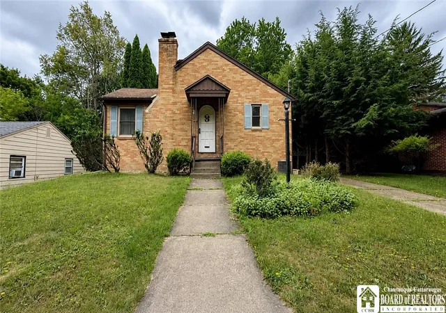 2nd image of 35 Durant Ave, Jamestown, NY 14701 | MLS# R1700725