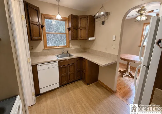 Photo 4 of Sale Pending at 35 Durant Ave, Jamestown, NY 14701 | MLS# R1700725 | Listing updated on 2026-08-02