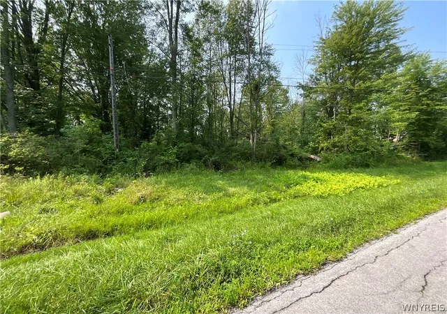 5th image of 4720 Shadigee Rd, Wilson, NY 14108 | MLS# B1702373