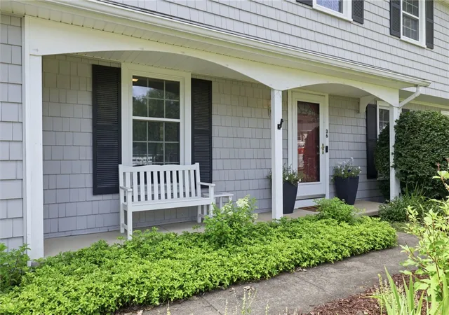 5th image of 36 Autumn Oak Cir, Penfield, NY 14526 | MLS# R1702276