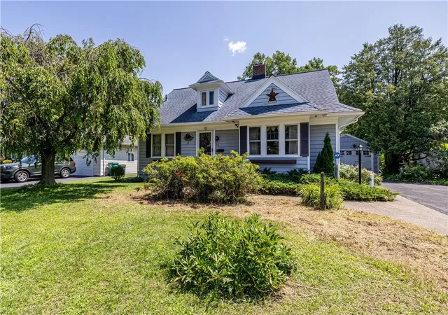 2nd image of 32 Timpat Dr, Gates, NY 14624 | MLS# R1701509