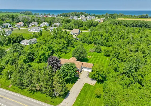 4th image of 1141 Lake Rd, Ontario, NY 14519 | MLS# R1702659