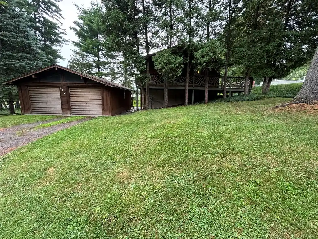 Single family home for sale at 992 E Maple Ave, Newark, NY 14513 | MLS# R1702656