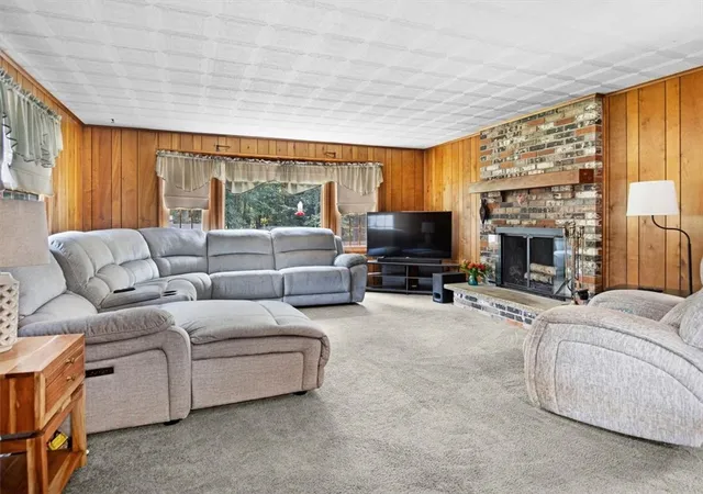50th image of 939 Joylene Dr, Webster, NY 14580 | MLS# R1702666