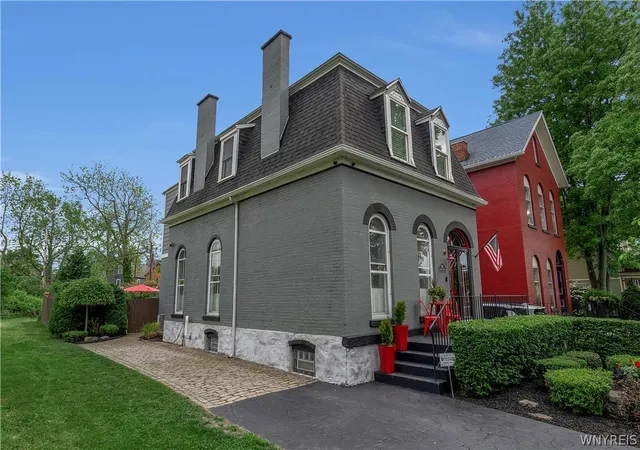 4th image of 345 Virginia St, Buffalo, NY 14201 | MLS# B1702223