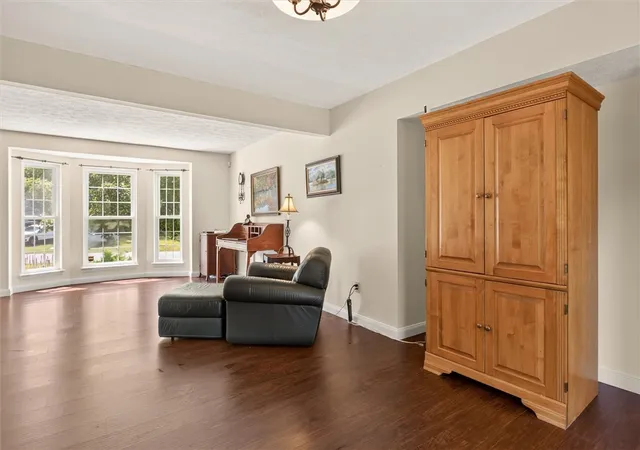 5th image of 4 Salzer Heights, Henrietta, NY 14586 | MLS# R1702037