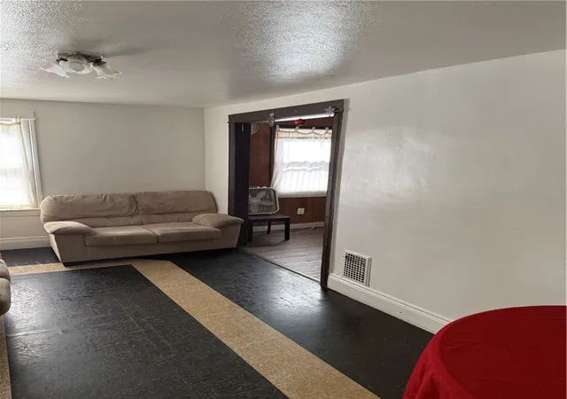 4th image of 89 Curlew St, Rochester, NY 14606 | MLS# R1702410