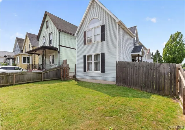 1st image of 292 Germania St, Buffalo, NY 14220 | MLS# B1702544