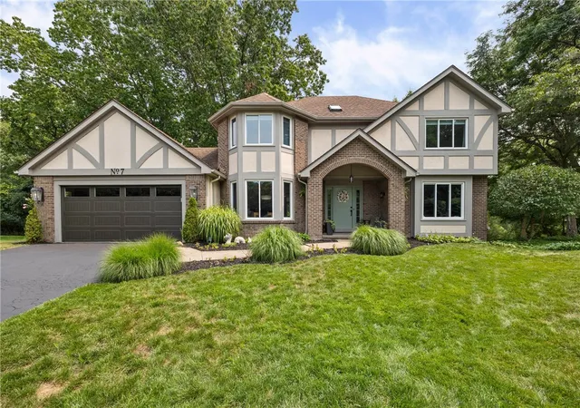 1st image of 7 Touraine Ct, Pittsford, NY 14534 | MLS# R1702692
