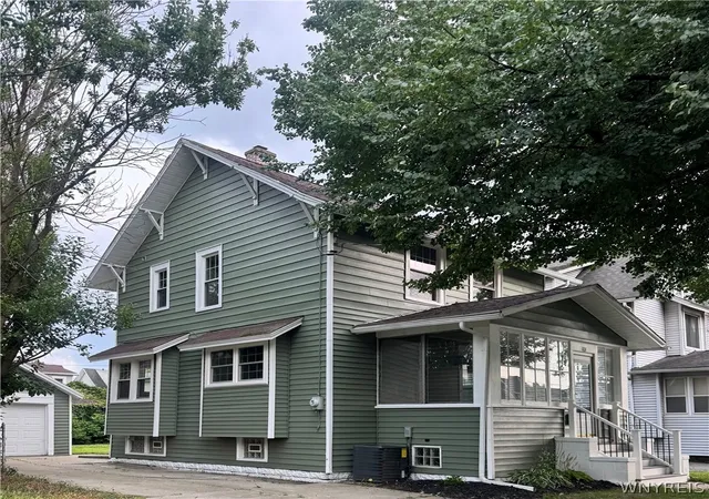 3rd image of 101 Strathmore Ave, Buffalo, NY 14220 | MLS# B1702658