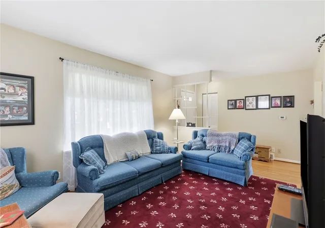 5th image of 1739 Maiden Ln, Greece, NY 14626 | MLS# R1702517