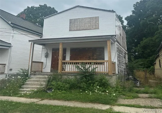 1st image of 243 Shumway St, Buffalo, NY 14212 | MLS# B1702205
