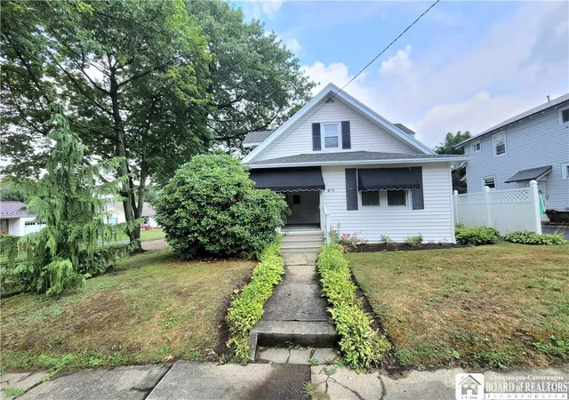 3rd image of 401 Charles St, Jamestown, NY 14701 | MLS# R1702254