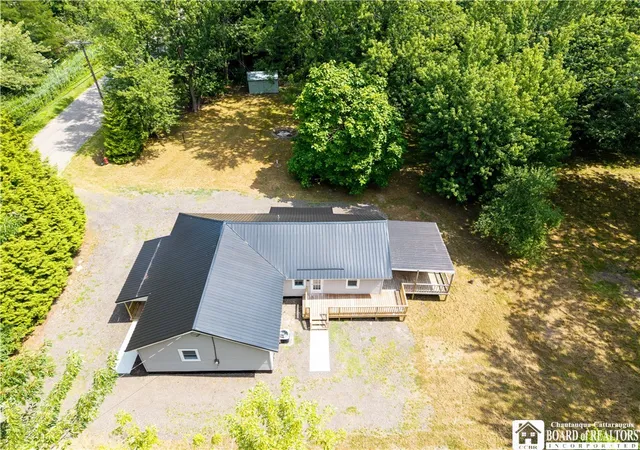 2nd image of 3479 Werle Rd, Dunkirk, NY 14048 | MLS# R1702208