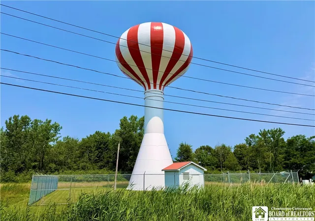 Photo 4 of Single family home for sale at 3479 Werle Rd, Dunkirk, NY 14048 | MLS# R1702208 | Listing updated on 2026-07-29