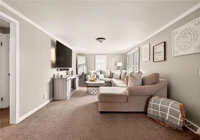 5th image of 530 Tarrington Rd, Irondequoit, NY 14609 | MLS# R1702712