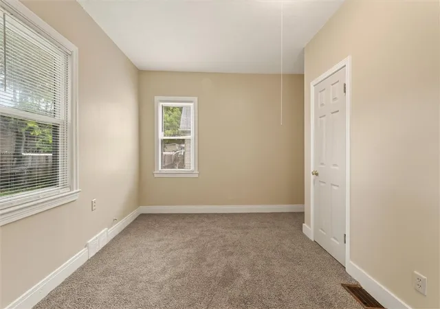 35th image of 336 Avenue D, Rochester, NY 14621 | MLS# R1697930