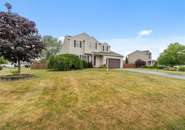 2nd image of 8739 Raulli Dr, Cicero, NY 13039 | MLS# S1702578