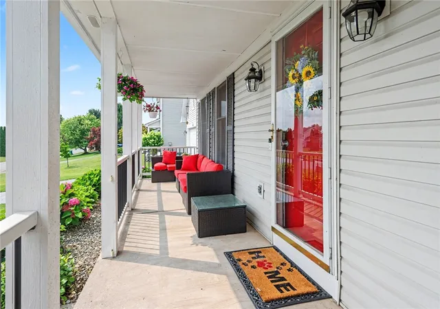 2nd image of 61 Winchester Dr, Perinton, NY 14450 | MLS# R1701986