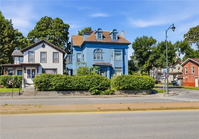 1st image of 257 Lake Ave, Rochester, NY 14608 | MLS# R1701246