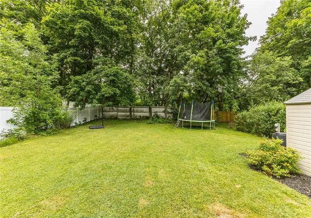 26th image of 129 Park Ave, Canandaigua, NY 14424 | MLS# R1701891