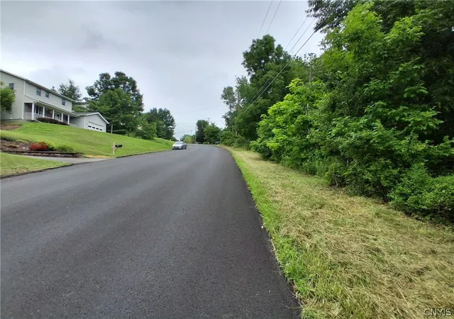 7th image of 106 Skye Island Dr, Union, NY 13760 | MLS# S1702092