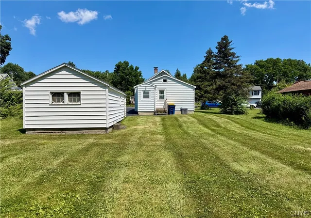2nd image of 211 Westover Street, Syracuse, NY 13209 | MLS# S1700775