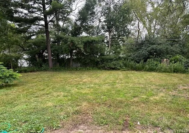 5th image of 3360 Greenway Rd, Grand Island, NY 14072 | MLS# B1699635