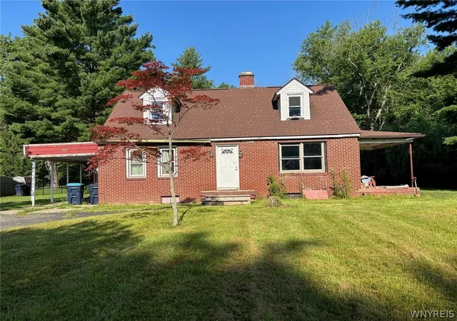 2nd image of 3520 Stony Point Rd, Grand Island, NY 14072 | MLS# B1701441