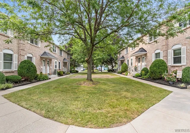 2nd image of 437 3rd Ave, Buffalo, NY 14221 | MLS# B1702791