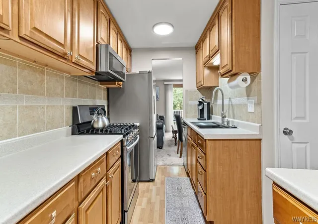 Listing Photo 4 - Condo for sale in building located at 437 3rd Ave, Buffalo, NY 14221