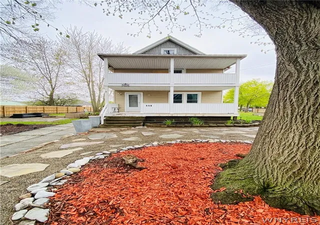 1st image of 558 25th St, Niagara Falls, NY 14301 | MLS# B1702611