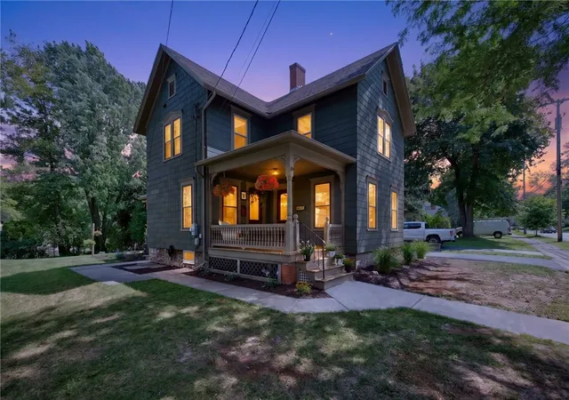 3rd image of 92 S Main St, Pittsford, NY 14534 | MLS# R1702776