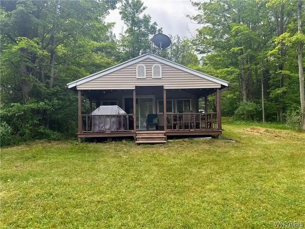 Photo 1 of Sale Pending at 69 Foxtrail, Varysburg, NY 14167 | MLS# B1702866 | Listing updated on 2026-09-15