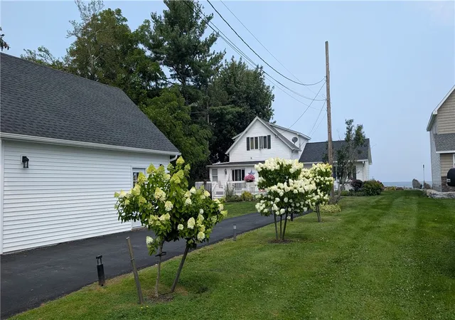 2nd image of 164 Ferguson Dr, Parma, NY 14468 | MLS# R1702975