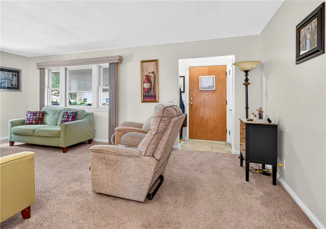 4th image of 134 Whittington Rd, Irondequoit, NY 14609 | MLS# R1698646