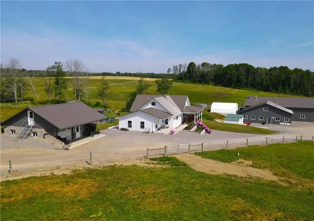 Photo 2 of Single family home for sale at 7690 Banks Rd, Gainesville, NY 14066 | MLS# R1702648 | Listing updated on 2026-07-30