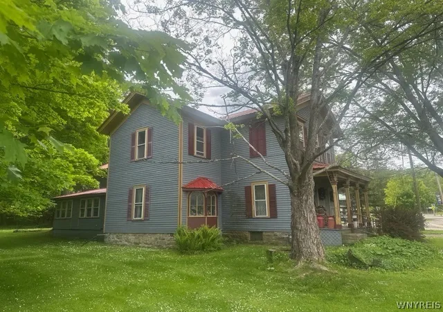 Photo 3 of Single family home for sale at 30 W Washington St, Ellicottville, NY 14731 | MLS# B1703039 | Listing updated on 2026-07-30