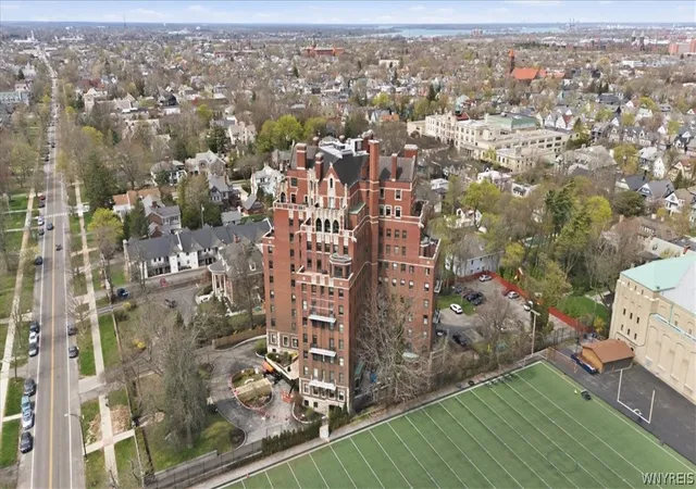 2nd image of 800 W Ferry St #9C, Buffalo, NY 14222 | MLS# B1702468