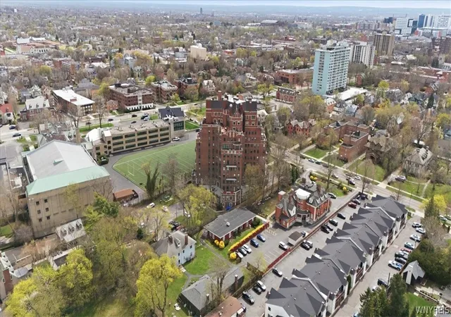 3rd image of 800 W Ferry St #9C, Buffalo, NY 14222 | MLS# B1702468