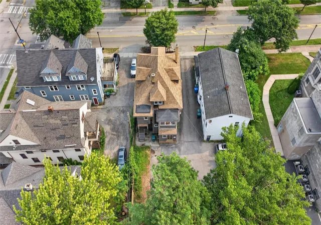 3rd image of 395 University Ave, Rochester, NY 14607 | MLS# R1703053