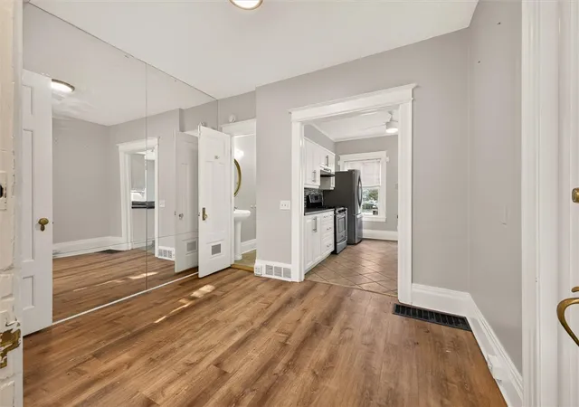 4th image of 395 University Ave, Rochester, NY 14607 | MLS# R1703053