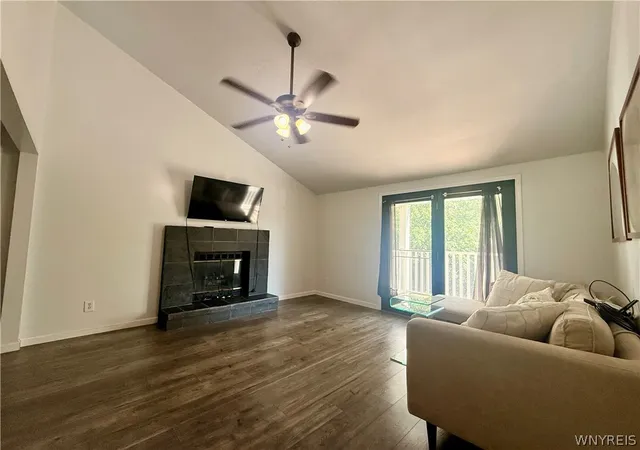 3rd image of 4613 Chestnut Ridge Rd #L, Buffalo, NY 14228 | MLS# B1700166