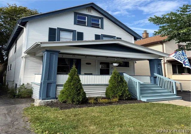 2nd image of 51 Custer St, Buffalo, NY 14214 | MLS# B1703040